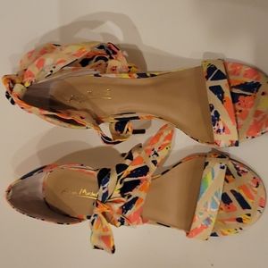 Mi Michelle neon graphatti heels lace ups